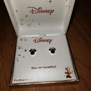 NWT Disney Minnie Mouse Garnet Earrings